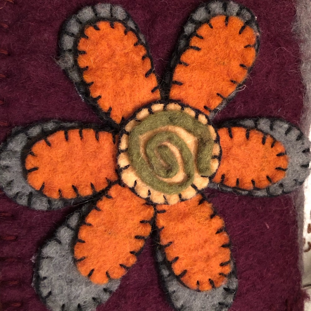 Rising Tide felt handbag (Boho; Hippie; Gypsy) - Picture 4 of 12